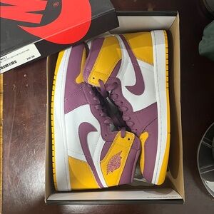 NEW Jordan 1 Retro High OG Brotherhood (New w/ box)